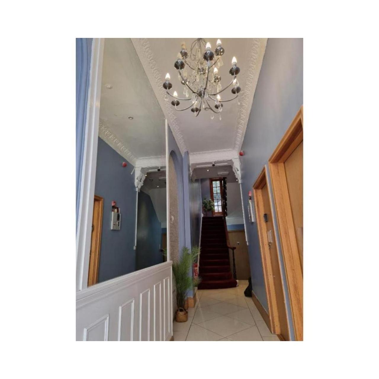 G3- Great For 2 With Patio Near Hyde Park Londen